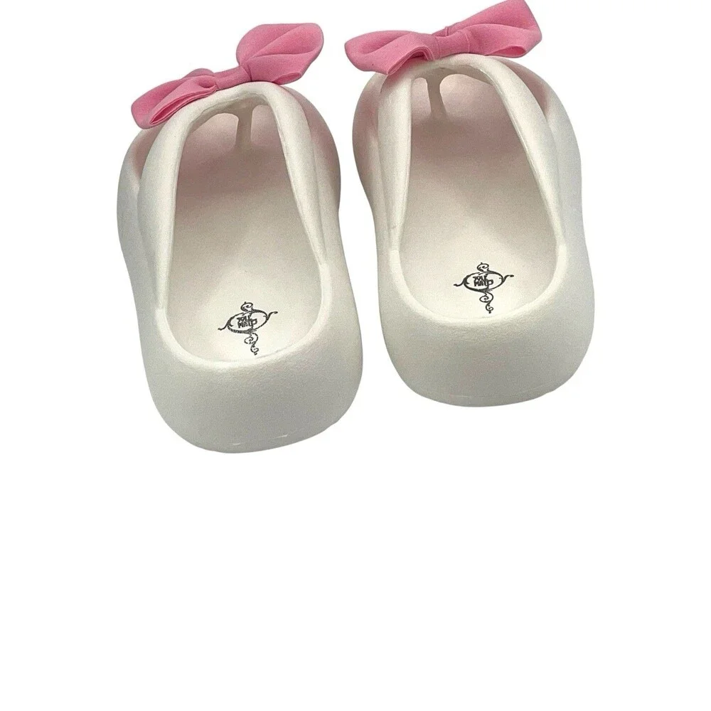 Women's Bow Pillow Flip Flops, Size 9 US - Barely Used - Picture 4 of 6